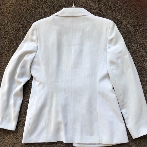 New light blue “Apostrophe” suit jacket and skirt - Picture 4 of 7